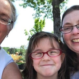 Meet your Posher, Liz